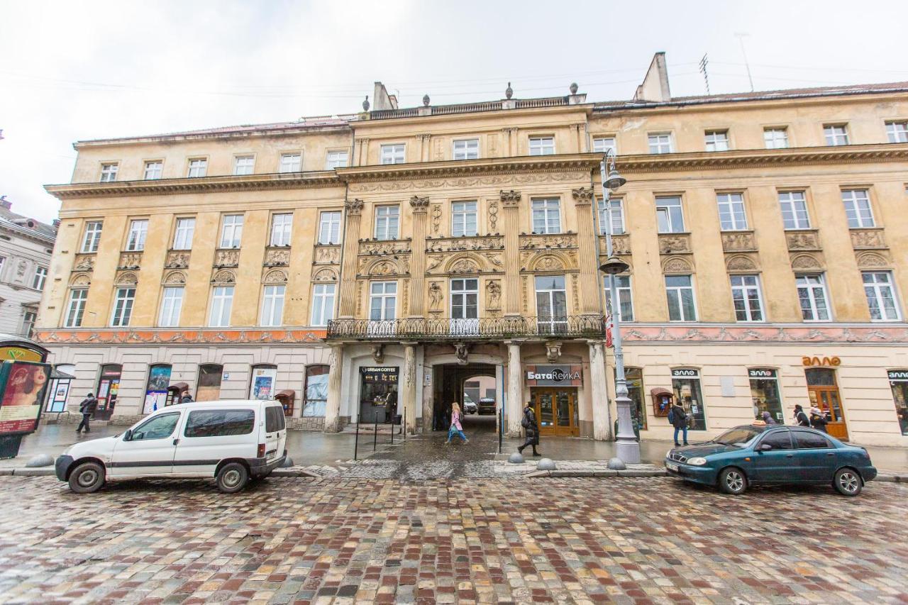 Австрійська Квартира В Центрі На Вулиці Михальчука 5 Lviv Ngoại thất bức ảnh